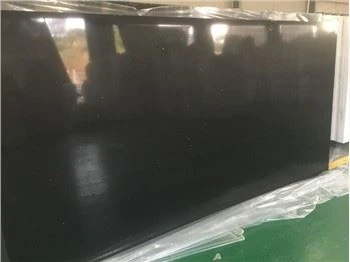 Черна кварцова плоча